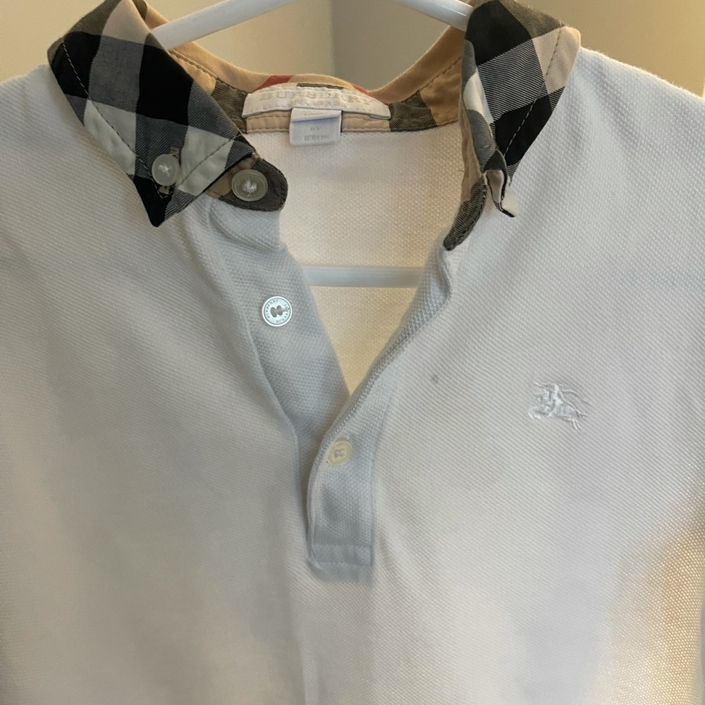 Burberry kids 8y Polo Shirt but fits like kids 6y